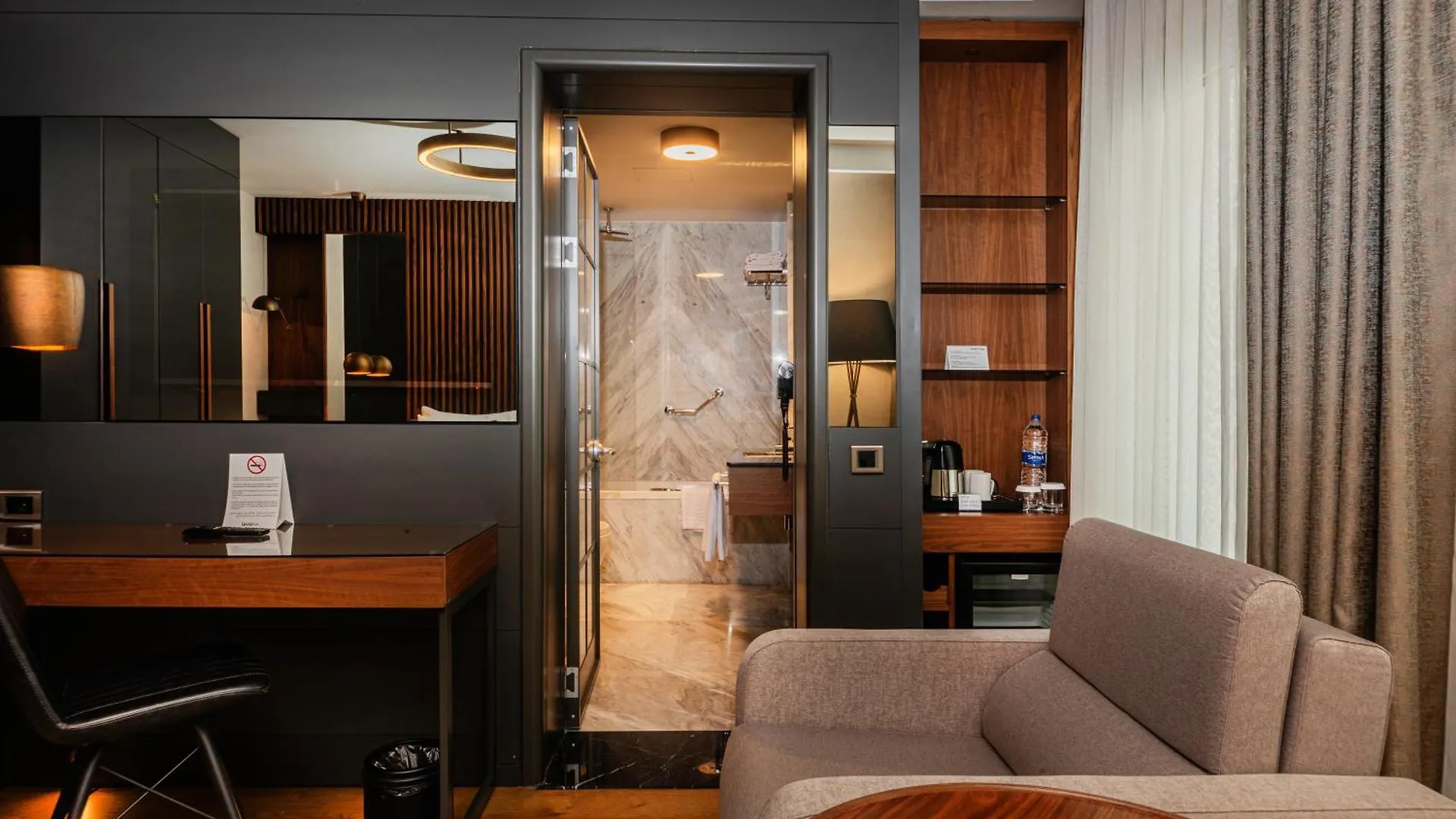 Levni Plus Hotel Istanbul 3*,