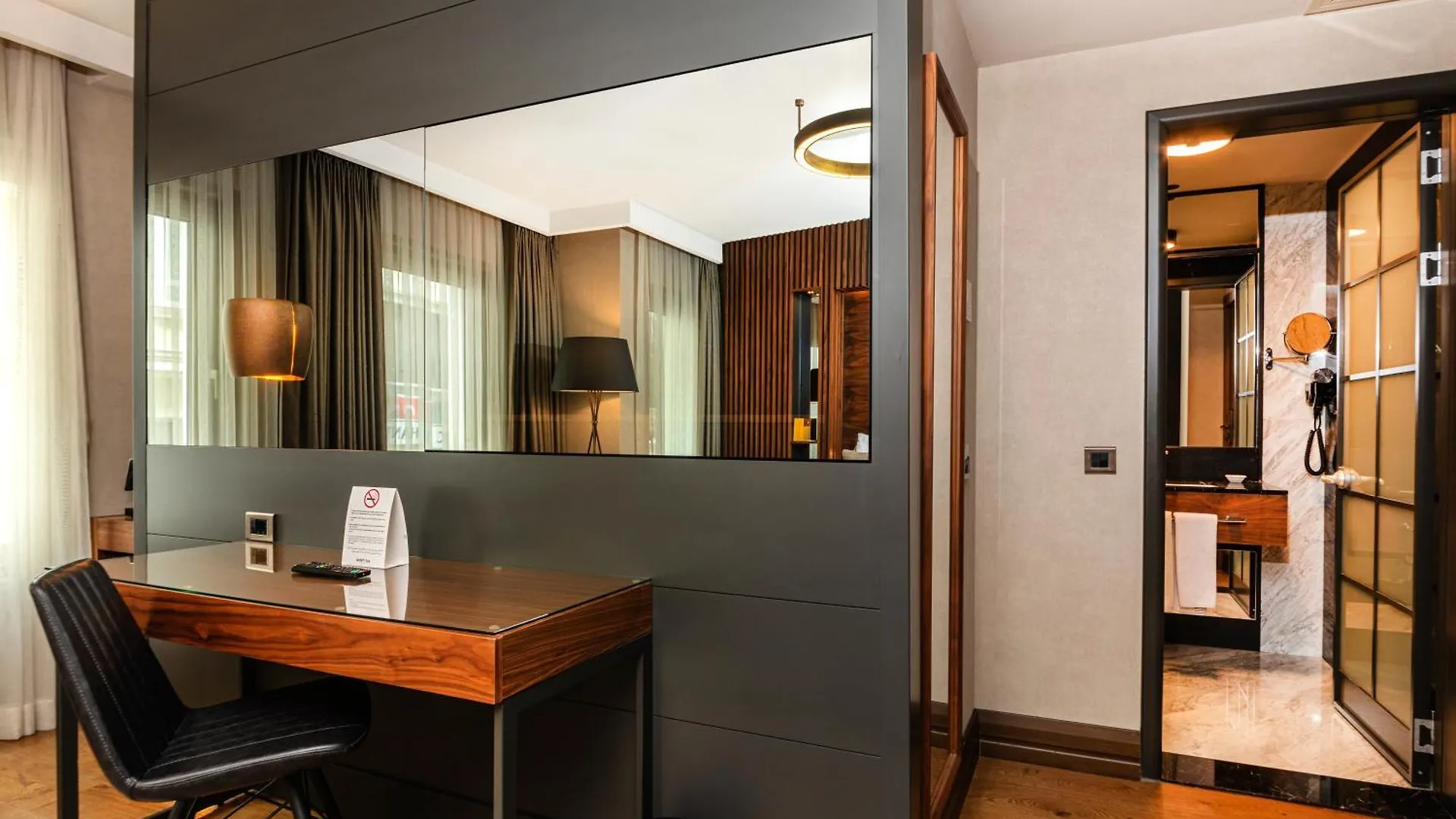 Levni Plus Hotel Istanbul 3*,